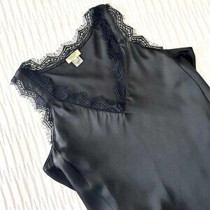Stella & Dot Black Satin and Lace Trim V-Neck Tank Camisole; XS